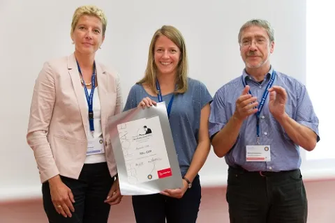 Marianne Liebi receiving the 2015 Kratky Prize